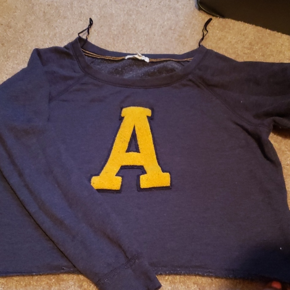 Low crop Sweater!